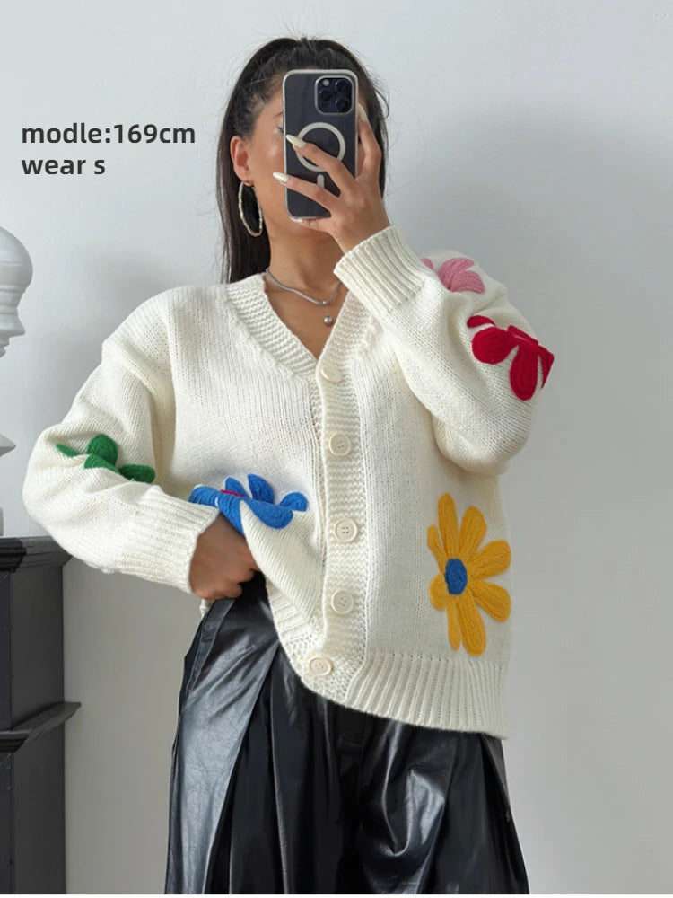 Women Loose-fit Embroidered Flower Cardigan Sweater Thick Casual Open Front Cardigan for Autumn and Winter